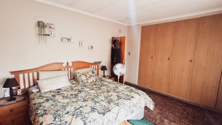 3 Bedroom Property for Sale in Vaalpark Free State